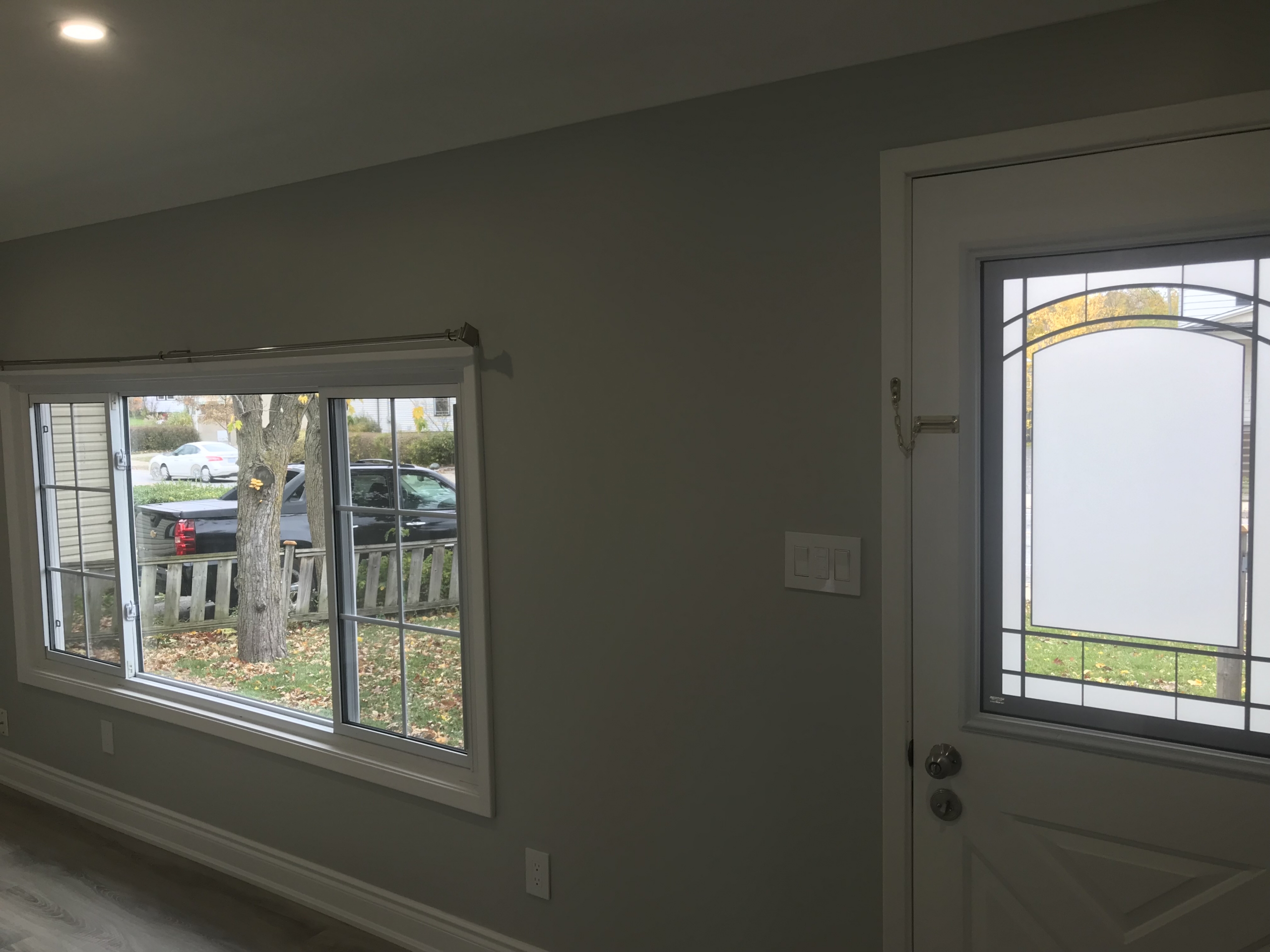 Glendale Unit 2 Front Window