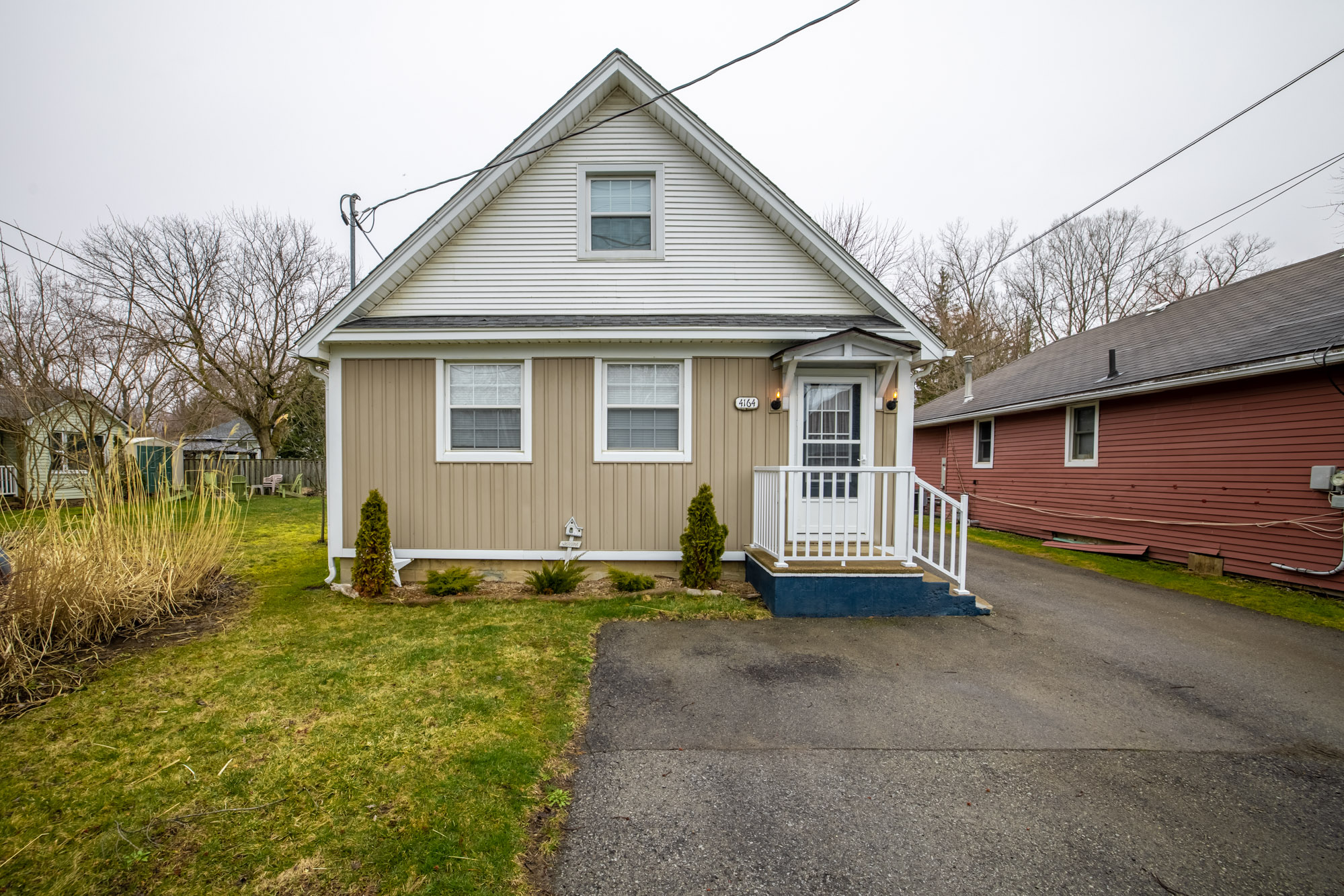 MLS – 4164 Smalls Road, Crystal Beach ON – Sally Howard (DW Howard)-2